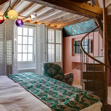 Small Luxury De Witte Lelie ホテル 4*
