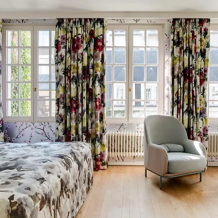 Small Luxury De Witte Lelie Hotel Antwerp