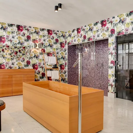 Hotell Small Luxury De Witte Lelie